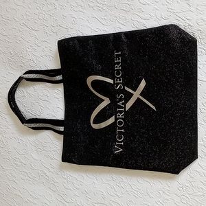 😍3/$25 Victoria's Secret Sparkling Tote Bag